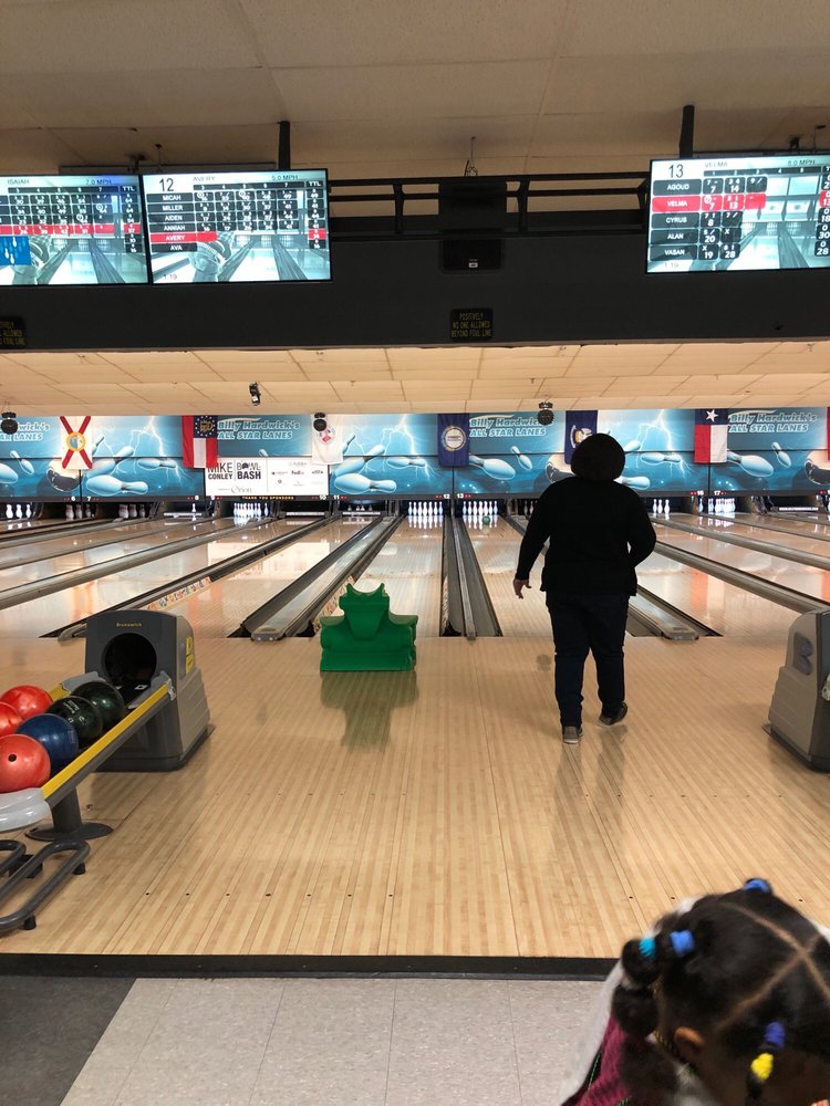 BILLY HARDWICK’S ALL STAR LANES 41 Photos & 38 Reviews 1576 S White