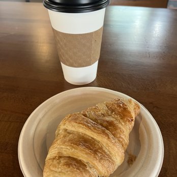 Benjamin French Bakery Cafe - Croissant and Americano - Bakeries Near Me - Orlando, Florida