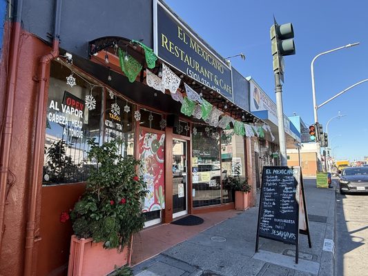 El Mexicano Deli y Taqueria by null