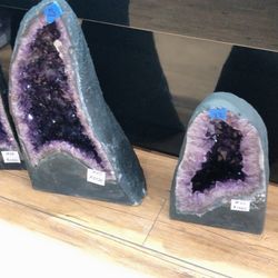 Empress Designs - Amethyst geodes