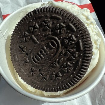 Bruster's Real Ice Cream - Oreo Cookie Ice Cream Sandwich - Desserts Near Me - Chandler, Arizona