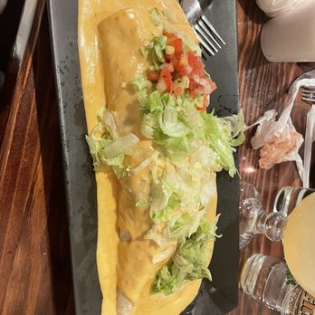 El Gallo - Burrito Fajita - Mexican Near Me - Monona, Wisconsin