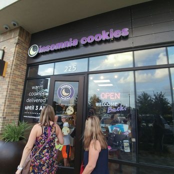 Insomnia Cookies - Desserts Near Me - Orlando, Florida