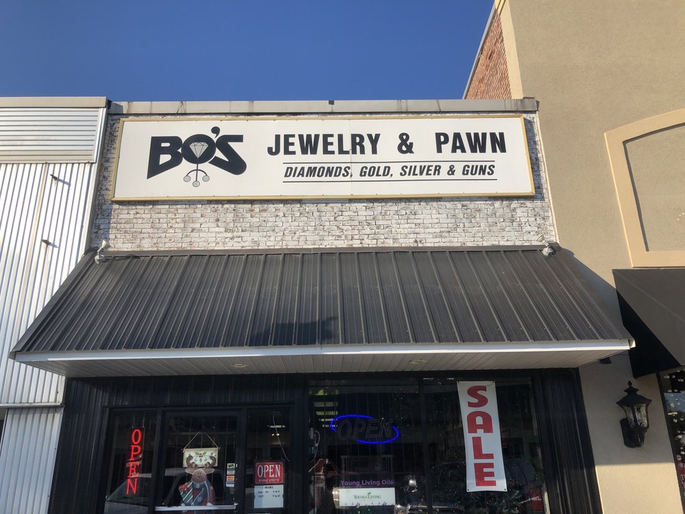 BO’S JEWELRY & PAWN SHOP Updated August 2024 136 E Front St