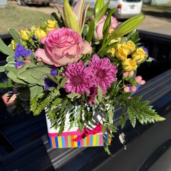 Elegant Floral Designs By E&T - Birthday Bouquet
