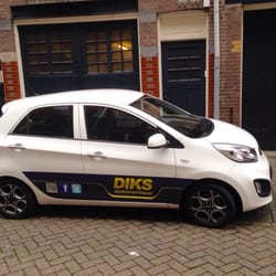 Diks Autoverhuur - De promo-wagen. Rijdt als een zonnetje!