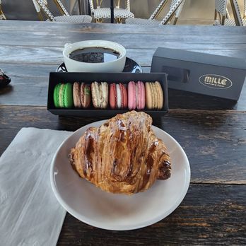 Mille - The macaron selection is vast! - French Near Me - Santa Fe, New Mexico Mille - The macaron selection is vast! - French Near Me - Santa Fe, New Mexico