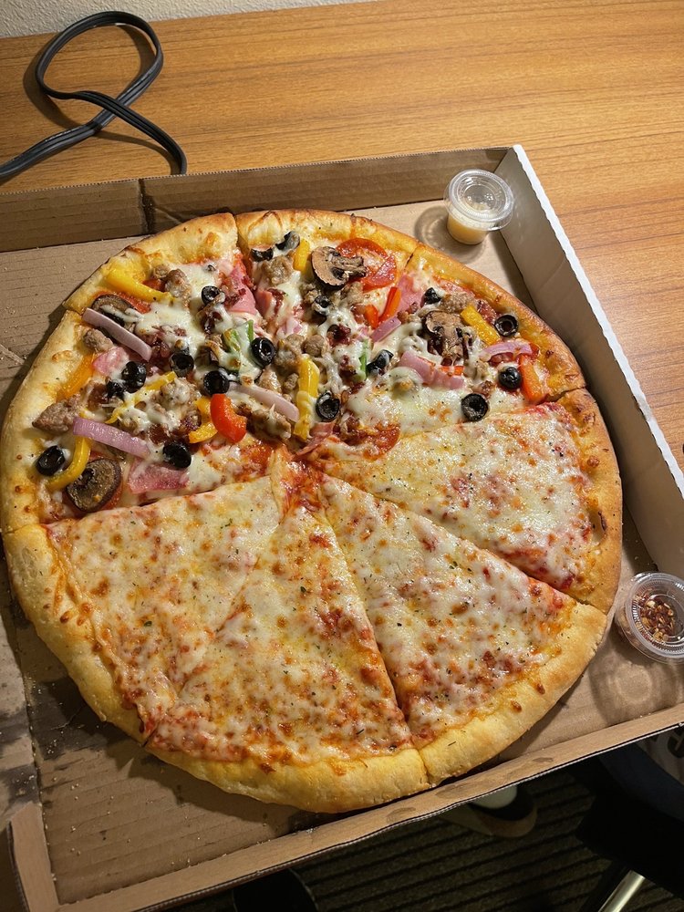 Heavy D's Pizzaria Heavy D's Pizzaria