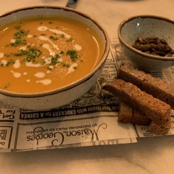 Vintage Restaurant - Pumpkin Soup - Portuguese Near Me - Lisbon, 11