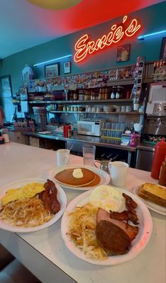 Ernie's Cafe & Steak House by null