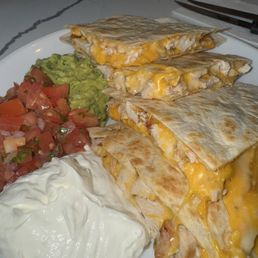 CHICKEN QUESADILLA CHICKEN QUESADILLA