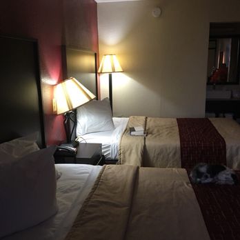 Red Roof Inn - Two full beds in our room - Hotels Near Me - Kenly, North Carolina Red Roof Inn - Two full beds in our room - Hotels Near Me - Kenly, North Carolina