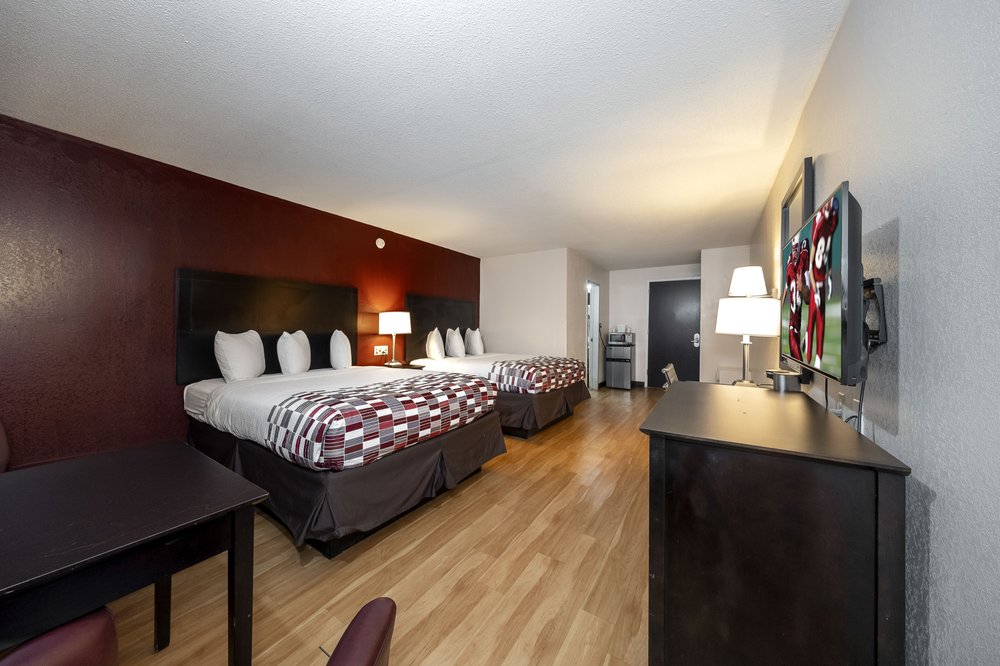 RED ROOF INN LUMBERTON Updated September 2024 21 Photos & 18