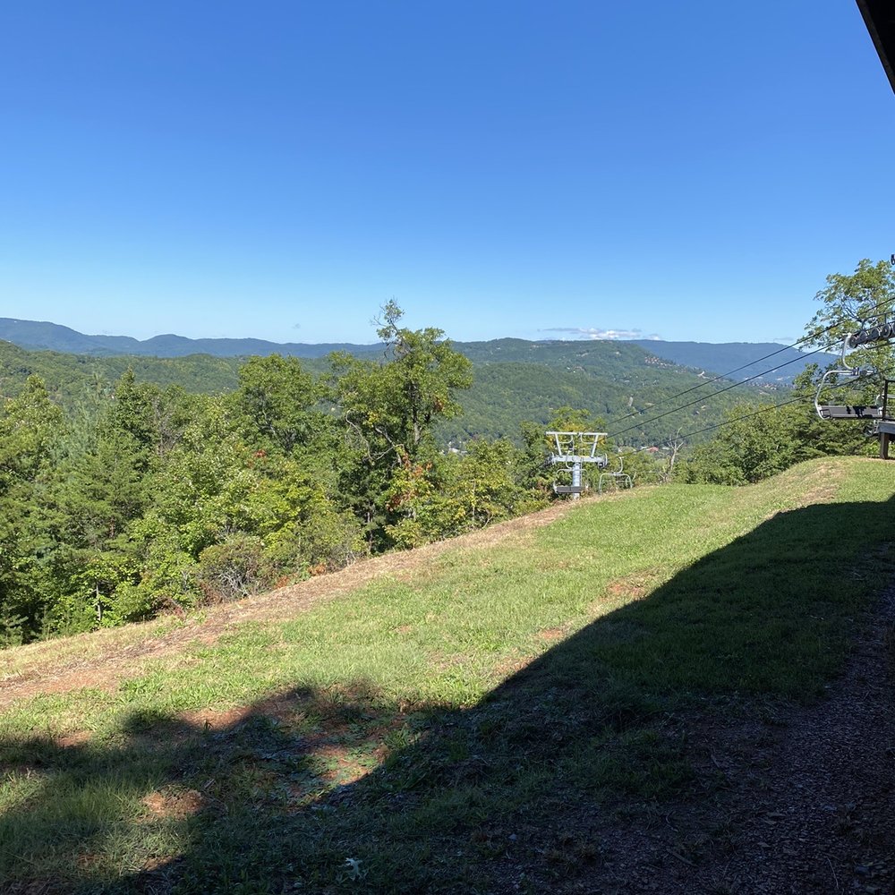 The Hawk Skylift - Horseback Riding Near Me - Sevierville, Tennessee The Hawk Skylift - Horseback Riding Near Me - Sevierville, Tennessee