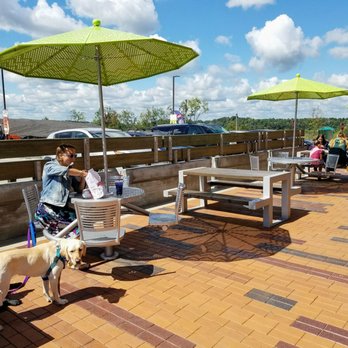 Sheetz - Nice outdoor seating area. Dog friendly. - Gas Stations Near Me - MORGANTOWN, West Virginia