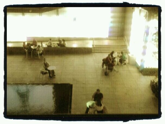 Big Screen Plaza by null