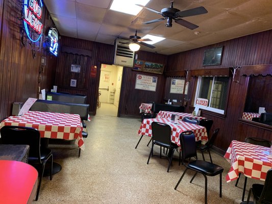 Patillo's Barbeque by null