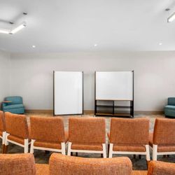 Hilton Garden Inn North Conway - Meeting Room