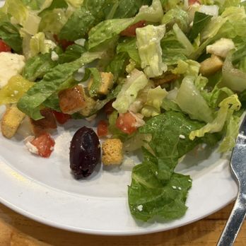 Goomba's Pizzeria - Greek salad - Pizza Near Me - Clermont, Florida