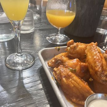 Town House Kitchen & Drinks - Cocktail Bars Near Me - New Rochelle, New York