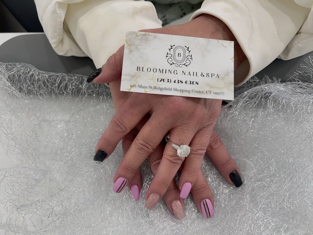 BLOOMING NAIL & SPA Updated September 2024 Request an Appointment