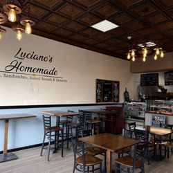 Al Dente Fresh Pasta - At the entrance to Luciano's