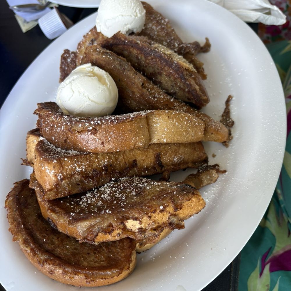 Billy Gail's - French toast - American Near Me - Branson, Missouri Billy Gail's - French toast - American Near Me - Branson, Missouri