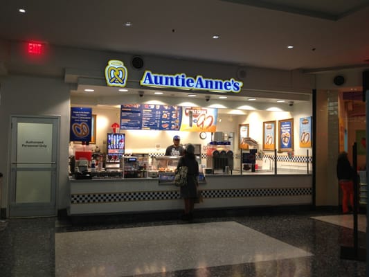 Auntie Anne's by null