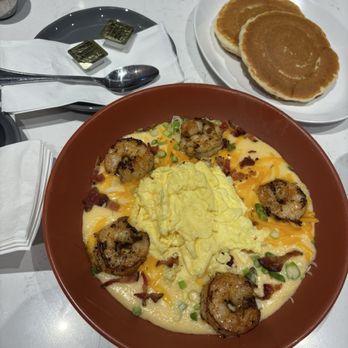Cozy Corner - Old Irving - Cajun Shrimp & Grits - Breakfast & Brunch Near Me - Chicago, Illinois Cozy Corner - Old Irving - Cajun Shrimp & Grits - Breakfast & Brunch Near Me - Chicago, Illinois