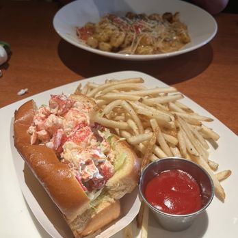 Coastal Grille - The Maine Lobster Roll & Seafood Gnocchi - Seafood Near Me - Wyomissing, Pennsylvania Coastal Grille - The Maine Lobster Roll & Seafood Gnocchi - Seafood Near Me - Wyomissing, Pennsylvania