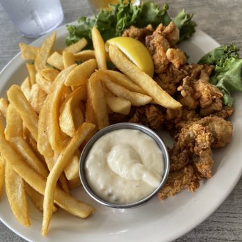Abbey Road Restaurant - Fried Fresh Oysters - American Near Me - Virginia Beach, Virginia Abbey Road Restaurant - Fried Fresh Oysters - American Near Me - Virginia Beach, Virginia