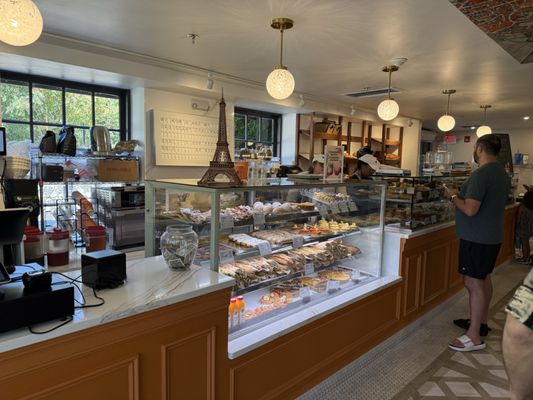 Le Petit Four Bakery by null