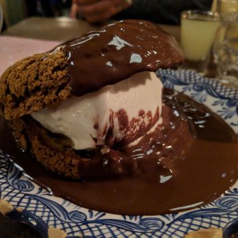 Pizzeria Popolare - Profiterole Napolitaine (8€) - 3.5 stars. Great for the volume of chocolate & creamy ice cream. Pastry was too dry. Sun dinner 2018-10-21 - Pizza Near Me - Paris, 75 Pizzeria Popolare - Profiterole Napolitaine (8€) - 3.5 stars. Great for the volume of chocolate & creamy ice cream. Pastry was too dry. Sun dinner 2018-10-21 - Pizza Near Me - Paris, 75