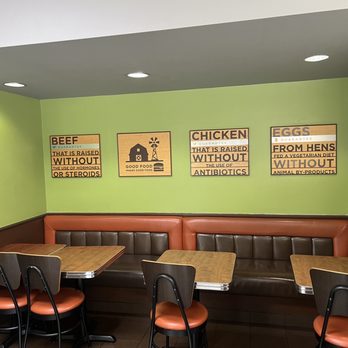A&W - Corner nook - Burgers Near Me - St. Catharines, Ontario