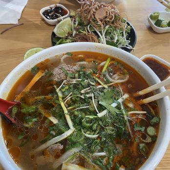 Pho Huong Lan 2 - Vietnamese Near Me - Orlando, Florida Pho Huong Lan 2 - Vietnamese Near Me - Orlando, Florida