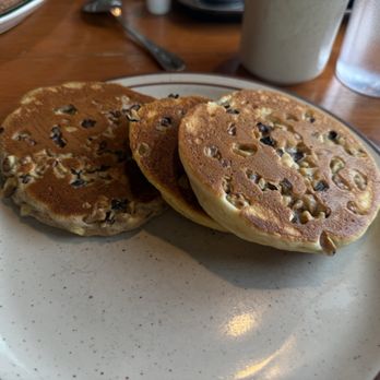 Polly's Pancake Parlor - Short stack of pancakes - Breakfast & Brunch Near Me - Sugar Hill, New Hampshire
