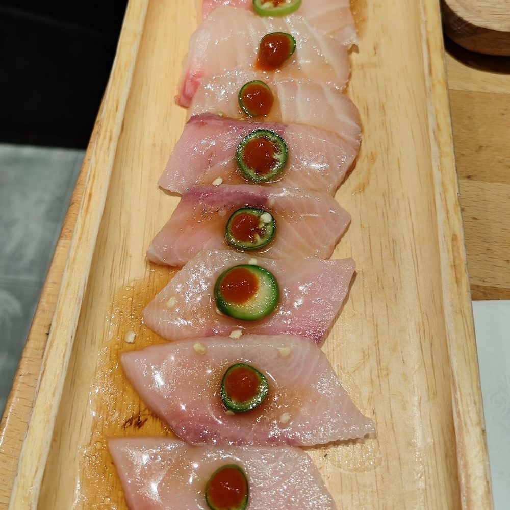 Akino - Yellow tail & Red Snapper jalapeno sushi bar appetizers - Sushi Bars Near Me - Elmhurst, New York