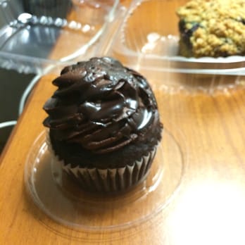 Native Foods - Chocolate Ganache Cupcake YUMM! (*****) - Desserts Near Me - Glendale, Colorado