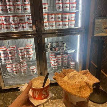 Salt & Straw - Salted caramel flavor and waffle cone are the best! Sea Salt w/ Caramel Ribbons! - Ice Cream & Frozen Yogurt Near Me - Glendale, California Salt & Straw - Salted caramel flavor and waffle cone are the best! Sea Salt w/ Caramel Ribbons! - Ice Cream & Frozen Yogurt Near Me - Glendale, California