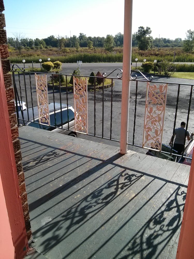 BUDGET MOTEL OF GRAND ISLAND Updated September 2024 3080 Grand