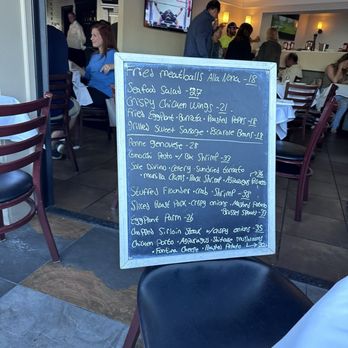 Robke’s - Specials board - American Near Me - Northport, New York