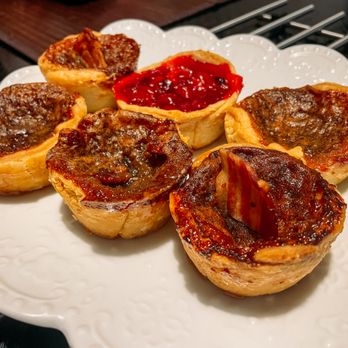 13th Street Winery - Butter Tarts - Wineries Near Me - St. Catharines, Ontario 13th Street Winery - Butter Tarts - Wineries Near Me - St. Catharines, Ontario