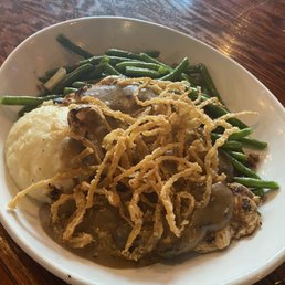 Chicken, Garlic Mashed Potatoes, Green Beans