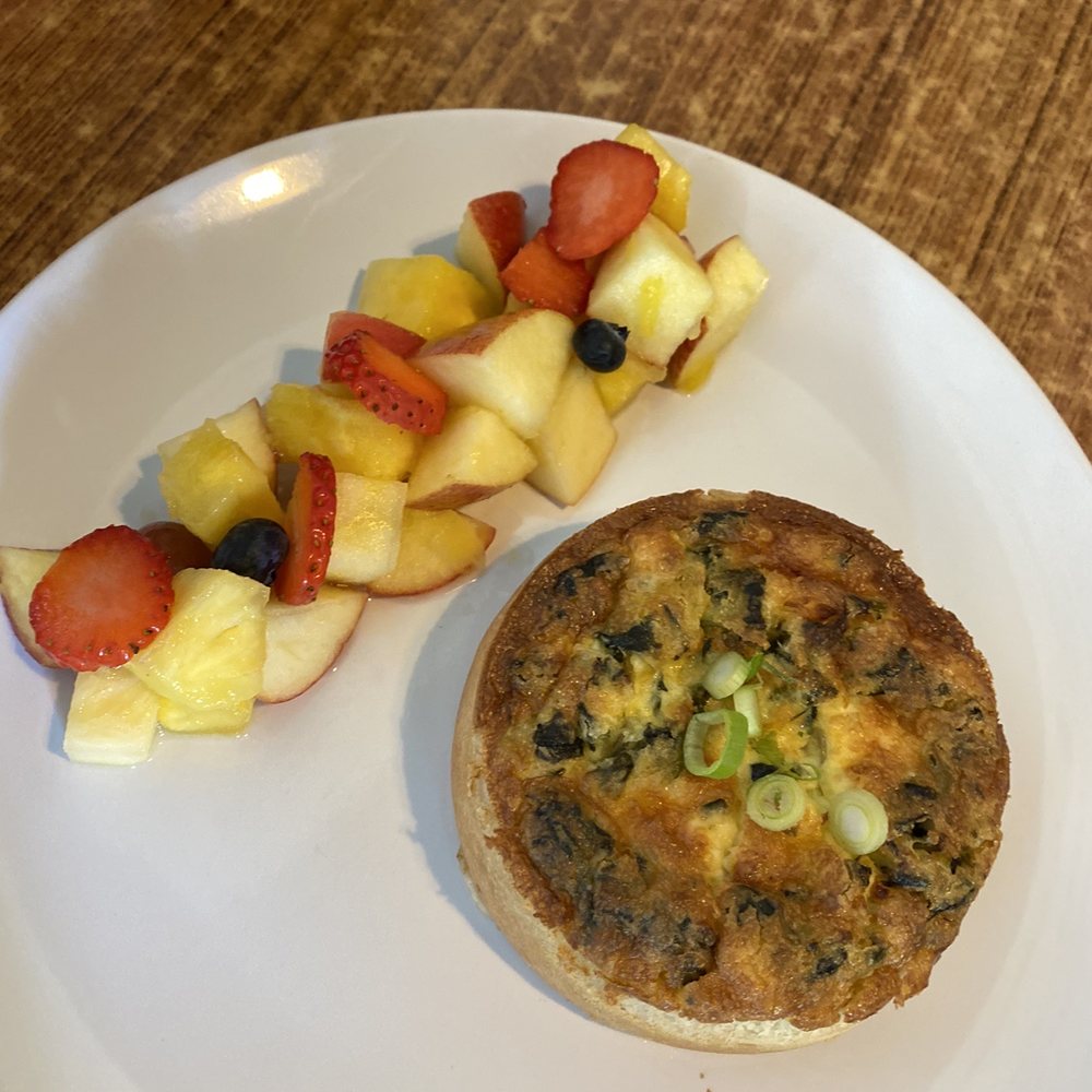 Le Coffee Shop - Spinach quiche - Breakfast & Brunch Near Me - Temecula, California Le Coffee Shop - Spinach quiche - Breakfast & Brunch Near Me - Temecula, California