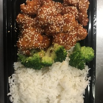 China House - Sesame chicken - Chinese Near Me - Moosup, Connecticut