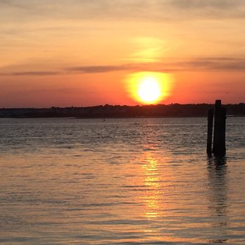 De Lazy Lizard - American Near Me - Ocean City, Maryland De Lazy Lizard - American Near Me - Ocean City, Maryland