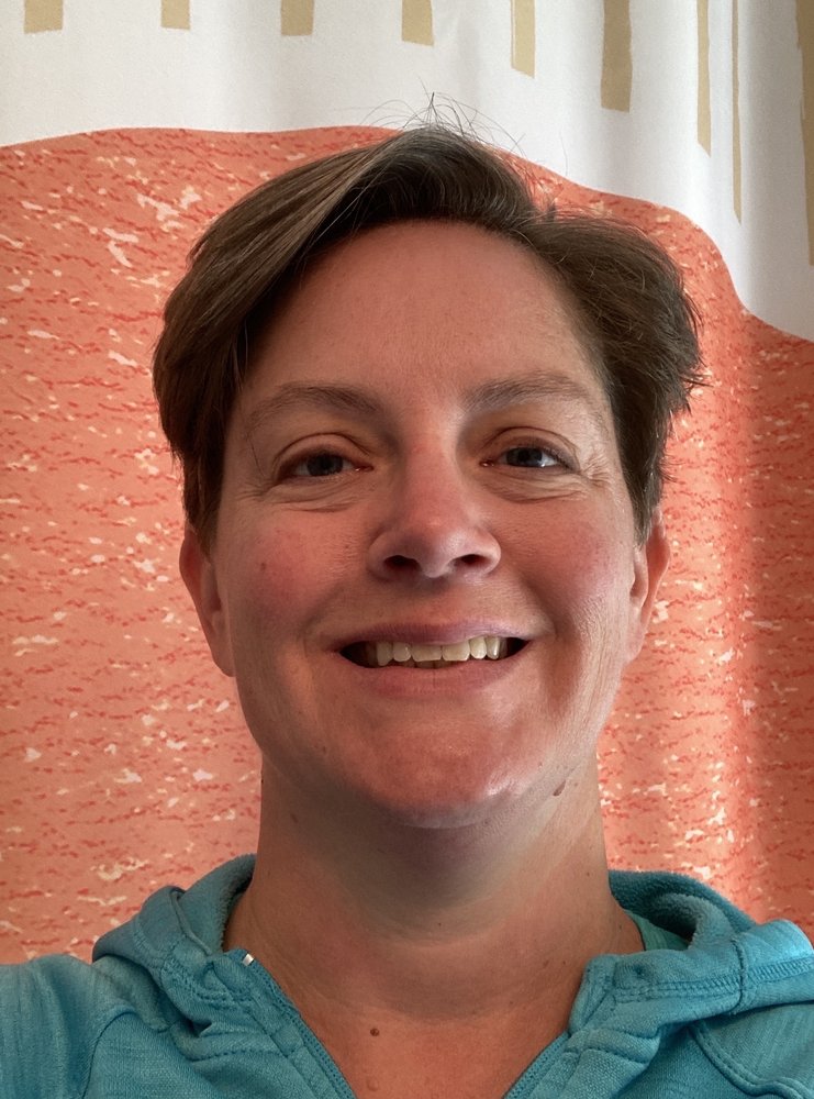 Blush Beauty Bar Logo