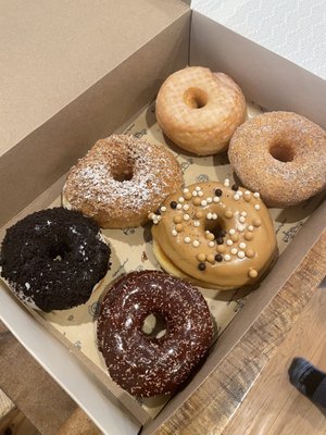 Handcraft Doughnuts by null