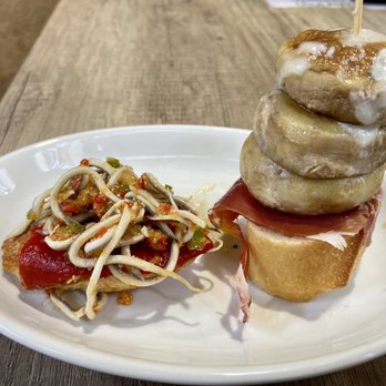 Gandarias - Baby eels, jamon with mushrooms - Basque Near Me - Donostia / San Sebastián, SS Gandarias - Baby eels, jamon with mushrooms - Basque Near Me - Donostia / San Sebastián, SS