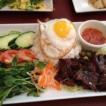Pho Basil - Grilled beef lunch plate - Vietnamese Near Me - Boston, Massachusetts Pho Basil - Grilled beef lunch plate - Vietnamese Near Me - Boston, Massachusetts